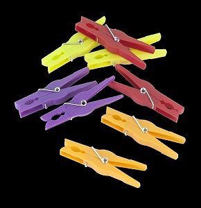 20-piece colored plastic clothes pegs set
