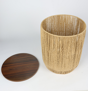 A set of 3 tables in different sizes, suitable for nested use. Dimensions: 40×35×45 cm, 35×30×40 cm, 30×23×35 cm
