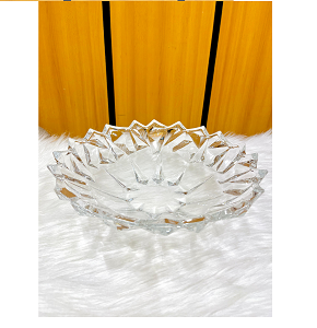 Living Home Glass Fruit Plate – Luxurious geometric design inspired by lotus flowers and crystal cuts, featuring polished surfaces and sharp edges that reflect light like diamonds. Made of high-white 