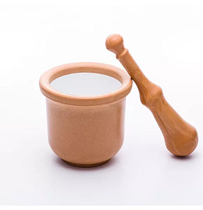 Colombo Large Wooden Doll Dustpan_Mid Star

