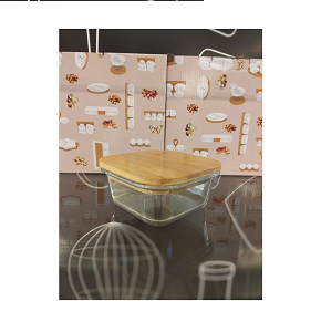 Larger than medium square transparent glass refrigerator container with lid 
