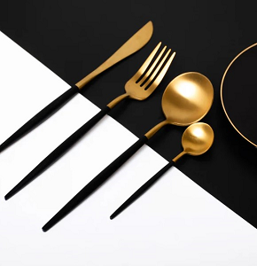 Set of 4 bouillon spoons gold with black handle code C12-11 BLACK
