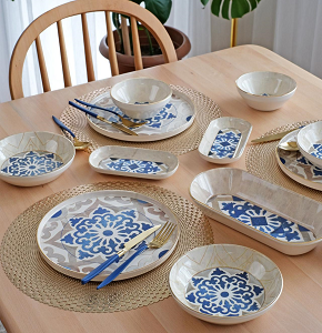 Porcelain Dinner Set 24 Pieces - Glory - Azure Classic Model with Blue Geometric Pattern and Elegant Beige Edges
