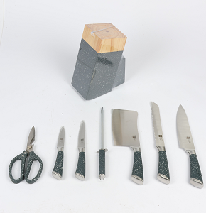  Knife Set 7-Piece with Stand: 8" Chef Knife, 8" Slicing Knife, 8" Bread Knife, 5" Utility Knife, 3.5" Paring Knife, Kitchen Scissors, and Peeler.