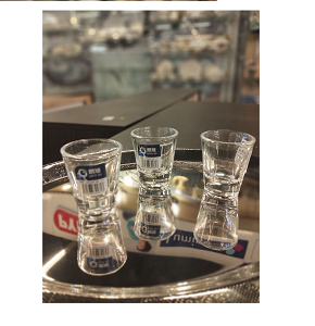 Living Home 6-piece coffee cup set, classically elegant design with a thick base for stability and durability 


