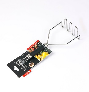 Stainless steel potato masher with silicone-covered handle Wellmes
