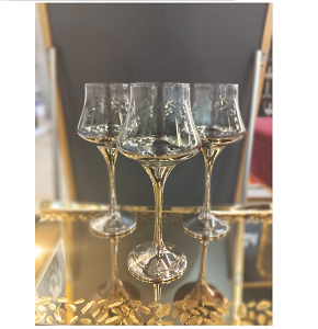 Al Saqr Glass Set – 6 pieces, with a modern, stylish design featuring shiny metal stems with a graceful curve – 784#2
