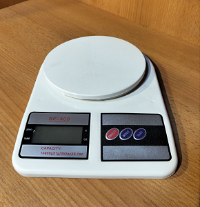 5503: Digital Kitchen Scale - Accurate measurements every time.
