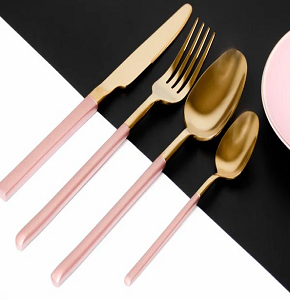 Set of 4 spoons code C12-9 PINK
