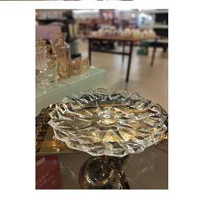 Living Home Glass Fruit Plate – Luxurious geometric design inspired by crystal, with a multi-faceted surface that reflects light with a shimmering sparkle, and a pointed edge for a modern artistic tou