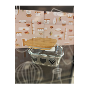 Medium to large square glass refrigerator container with heart-decorated lid 
