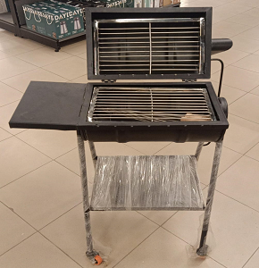 Ghazala Double Grill: 60×45 cm in size and 85 cm in height, with electrostatic thermal coating, equipped with 2 stainless steel grills, 2 charcoal drawers, 12 skewers, and a free fan with blades.

