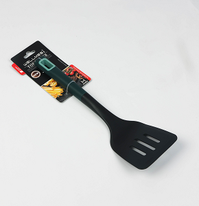 Wellmes Slotted Silicone Spatula – For Stirring Food and Reducing Excess Oil While Cooking
