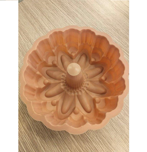 Tube-Shaped Silicone Cake Mold – Modern shape, easy release and cleaning