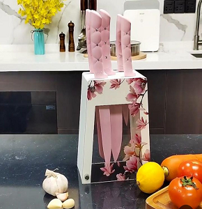 King Pyramid-Shaped Wooden Knife - 02211009010147