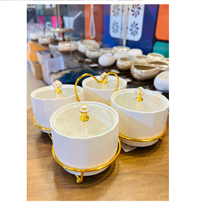 Snacks Plates 4 Pcs Round Shapes With Golden Holder QT1002-1