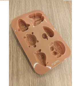 Silicone Cupcake Mold 6 Cups Assorted Shapes – Multiple designs, even baking