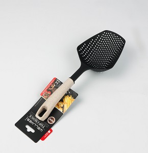 Wellmes Flat Strainer with Plastic Handle