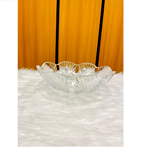Living Home Glass Fruit Plate – Luxurious flower-shaped design crafted from high-quality transparent glass. Perfect as a decorative piece or for serving fruits, salads, and desserts in a stylish way. 
