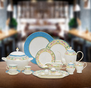 Czech dinner set, 124 pieces
