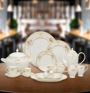 Czech dinner set, 124 pieces
