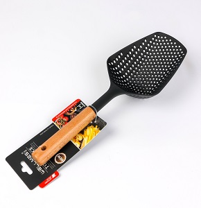 Silicone skimmer spoon with wooden handle Wellmes
