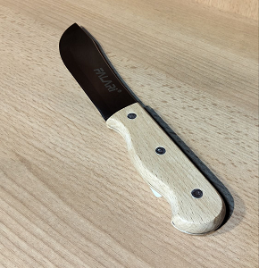 Wood Handle Knife 6226
