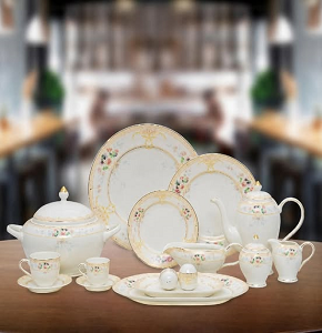 Czech dinner set, 124 pieces