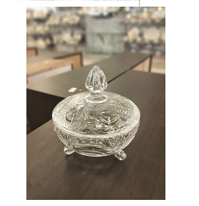 Living Home Glass Bonbonniere – Elegant classic design with intricate crystal engravings, crafted from pure, heavy glass that reflects light with dazzling brilliance. Comes with a decorative lid and p