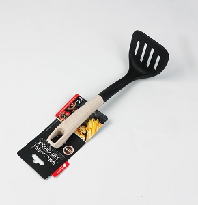 Wellmes Flat Slotted Silicone Spatula with Beige Plastic Handle