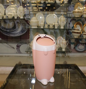  Home Care Plastic Trash Bin with Teddy Bear K-10